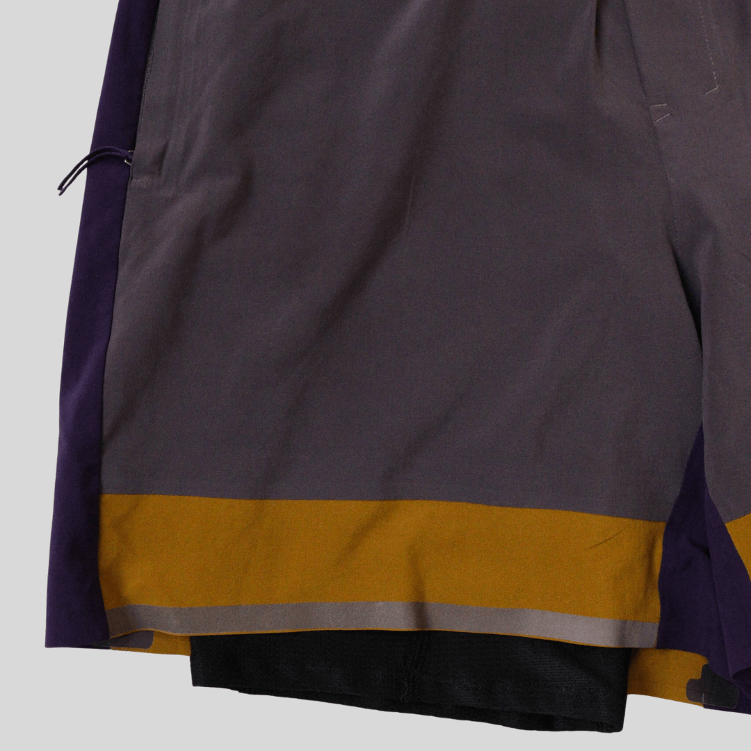 Short Lulu Lemon x Robert Geller