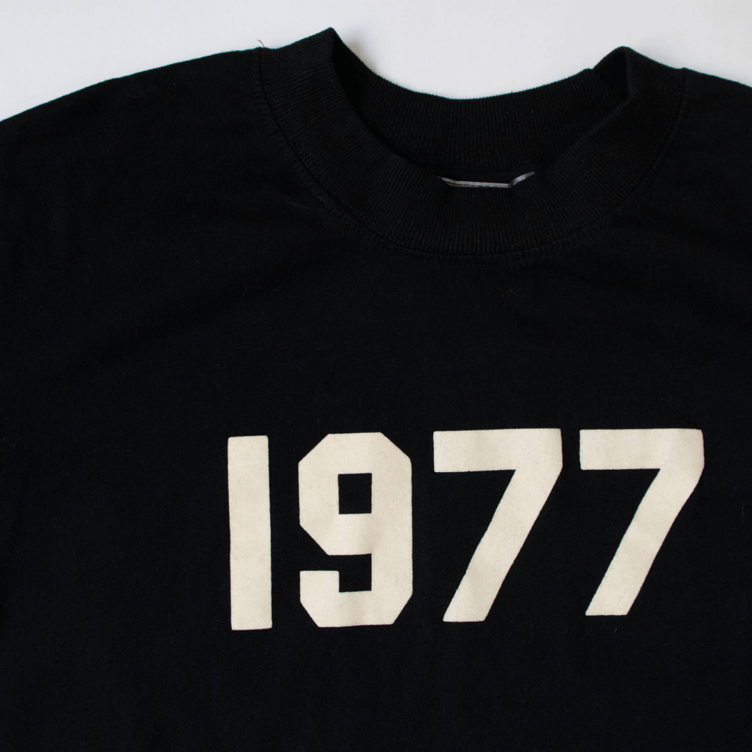 Camiseta Essentials FOG