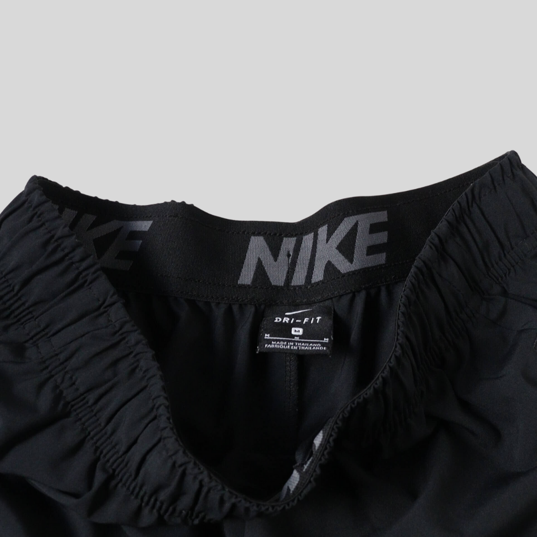Short Nike