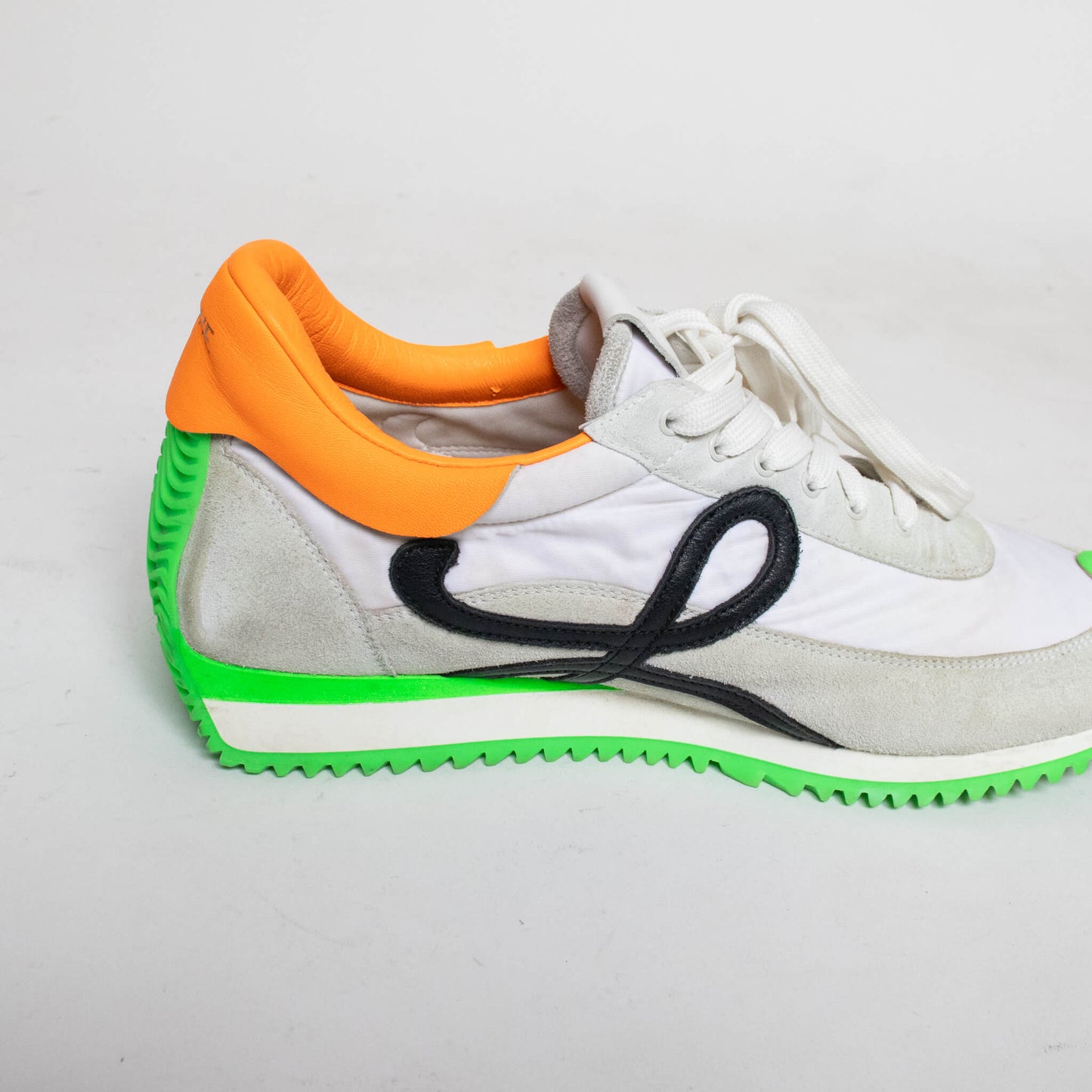 Tenis Loewe