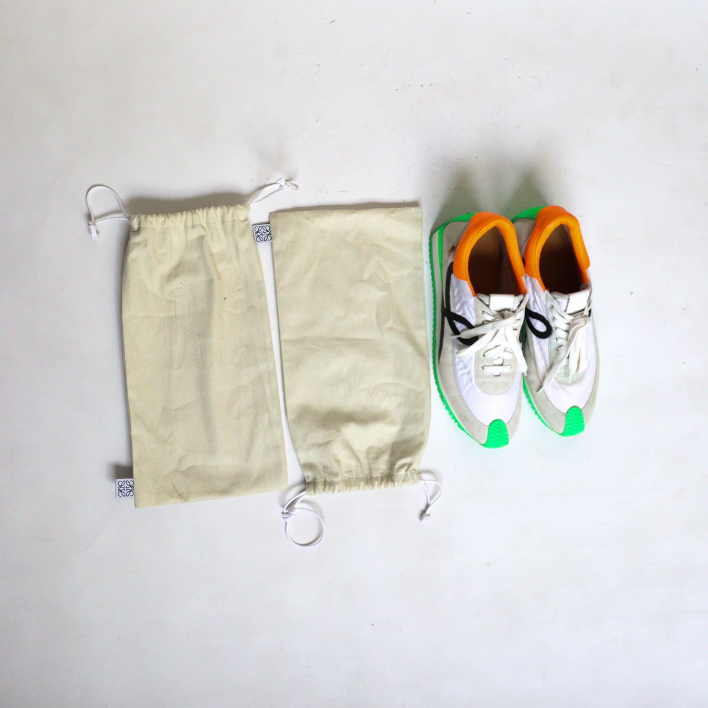 Tenis Loewe