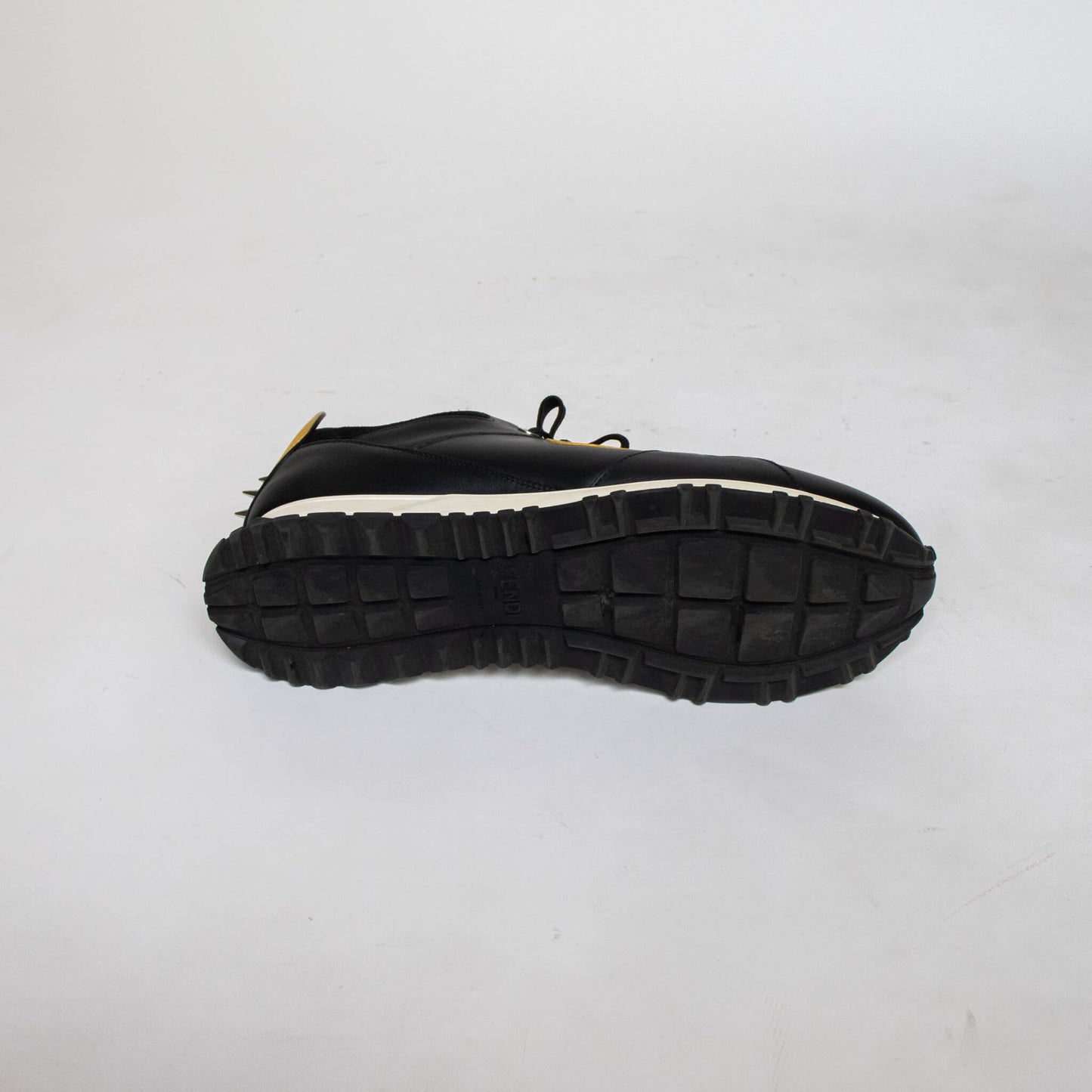 Tenis Fendi