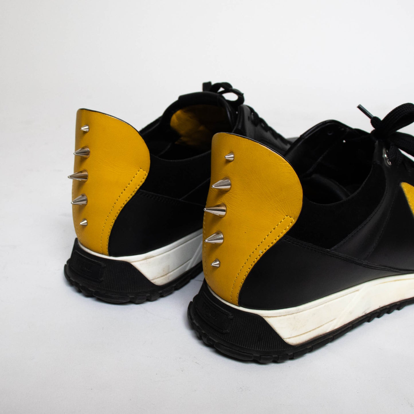 Tenis Fendi