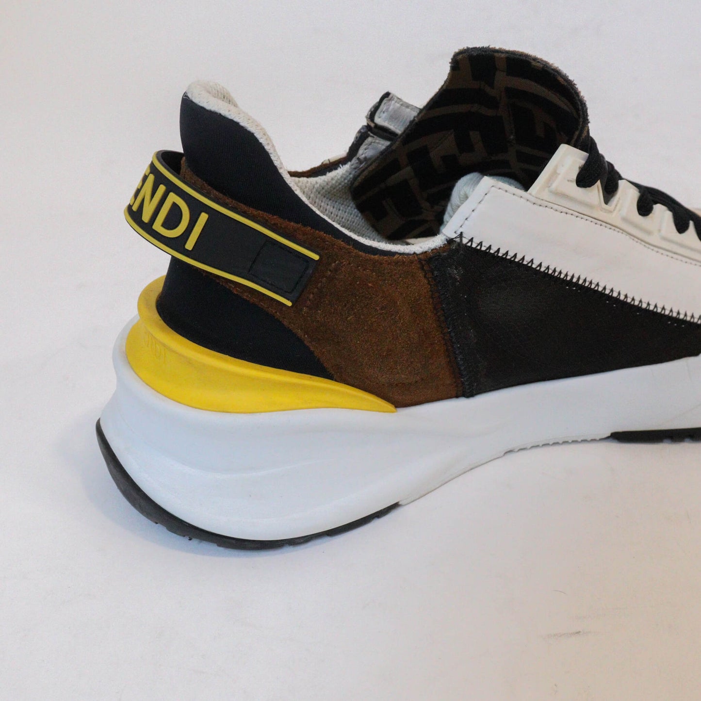 Tenis Fendi