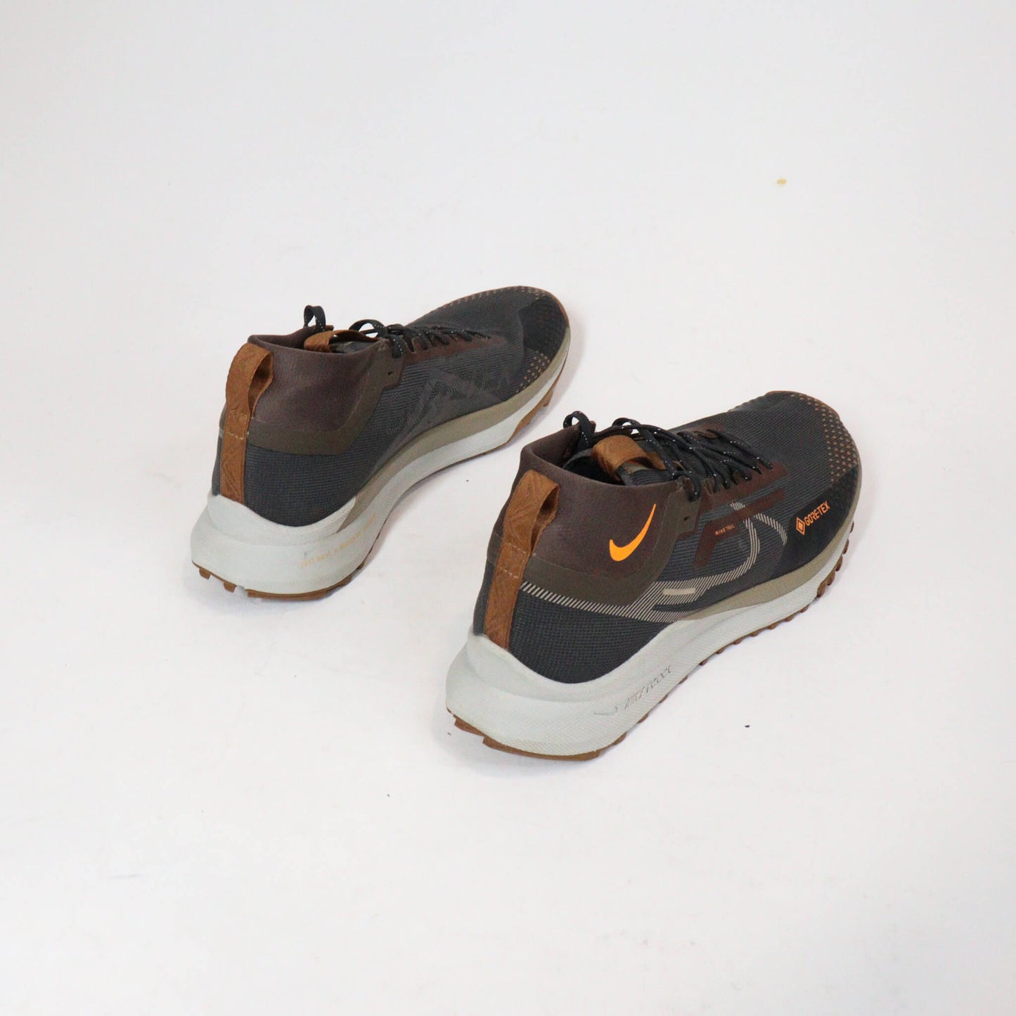 Tenis Nike