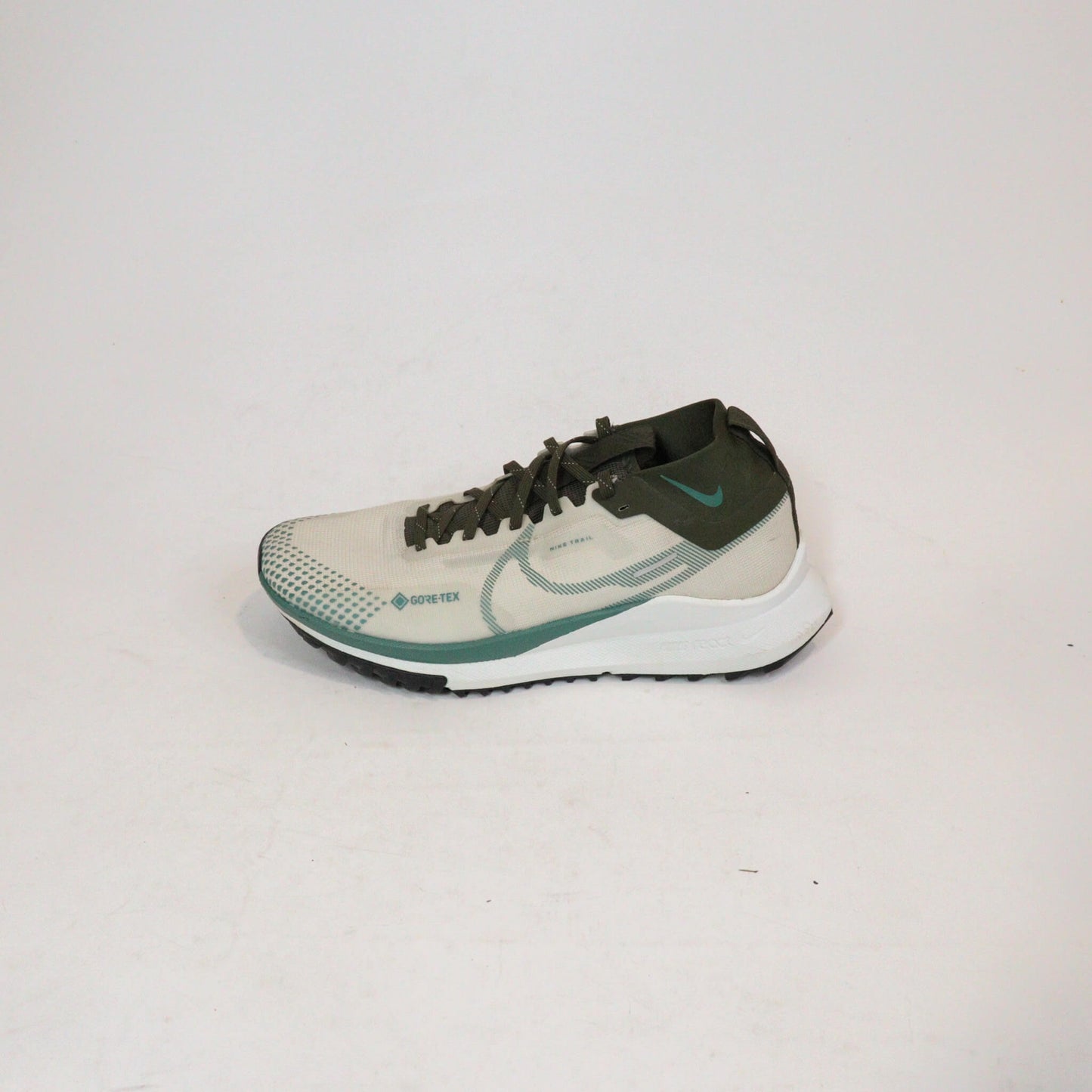 Tenis Nike React