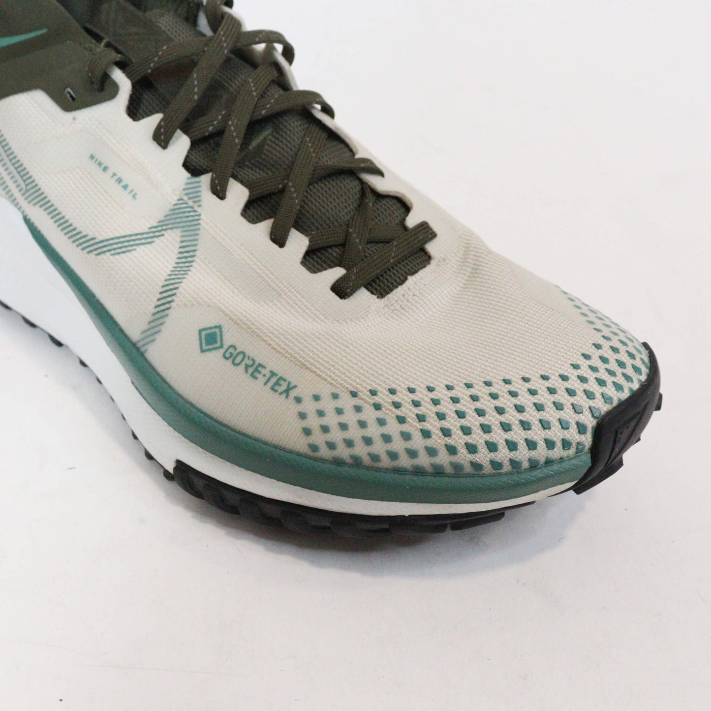 Tenis Nike React