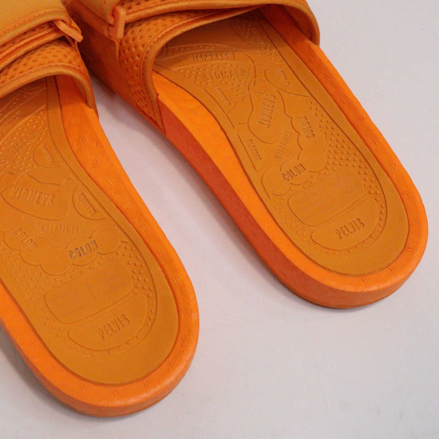 Sandalias Adidas x Pharrell Williams