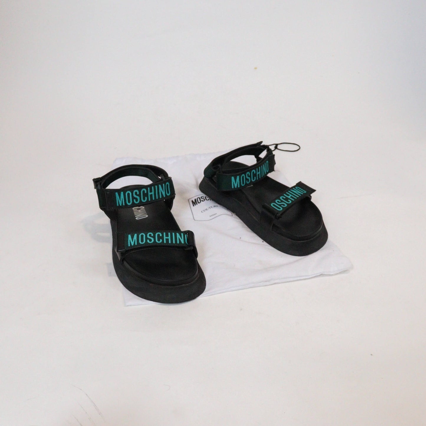 Sandalias Moschino