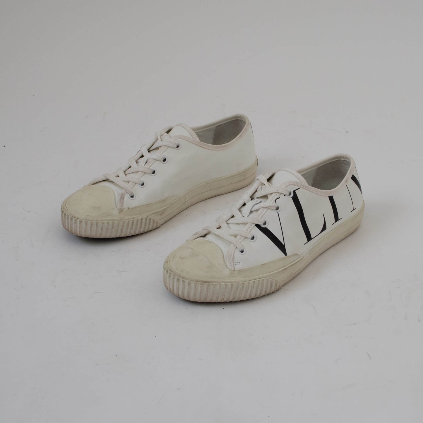 Tenis Valentino