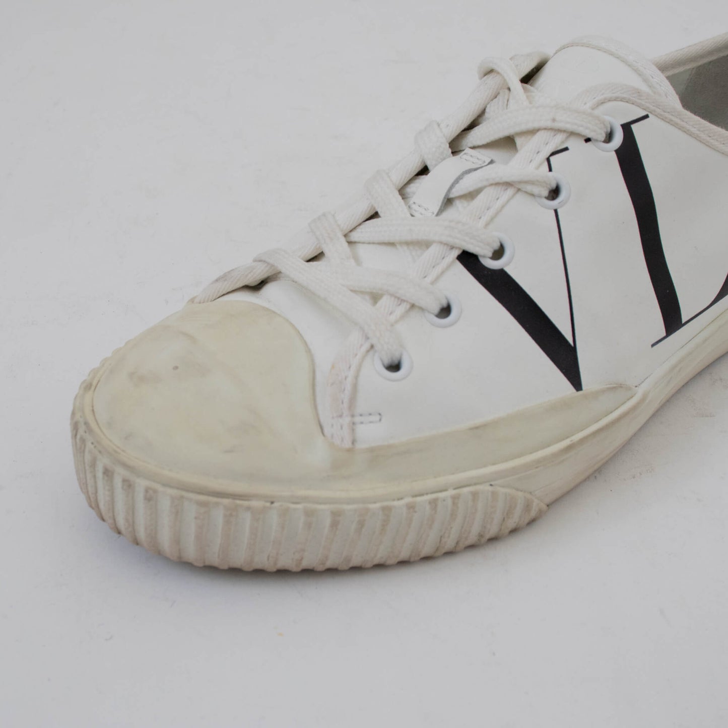 Tenis Valentino