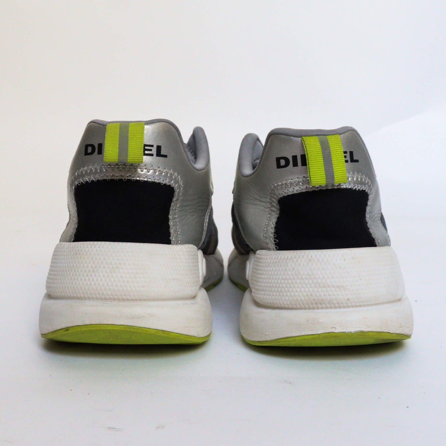 Tenis Diesel