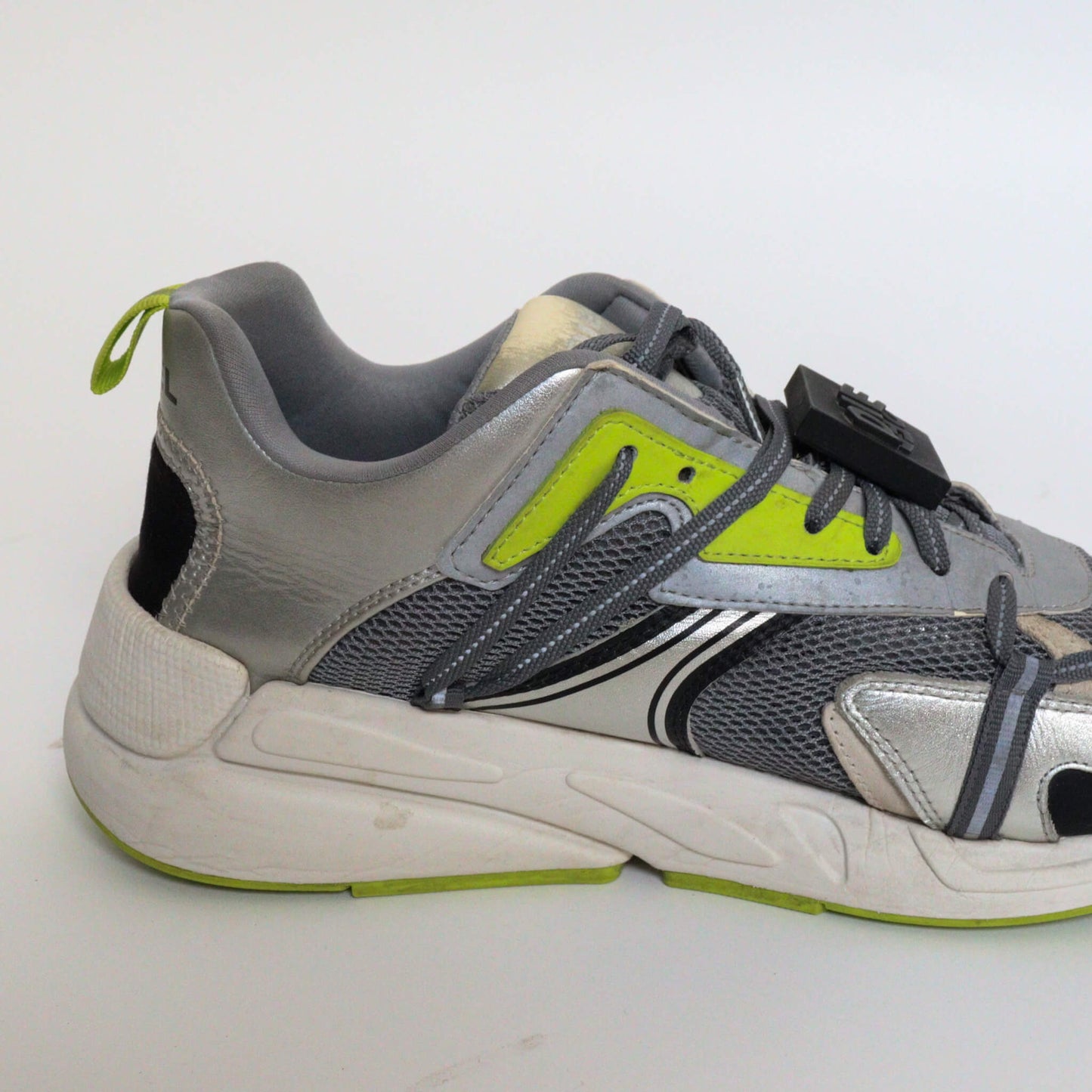 Tenis Diesel