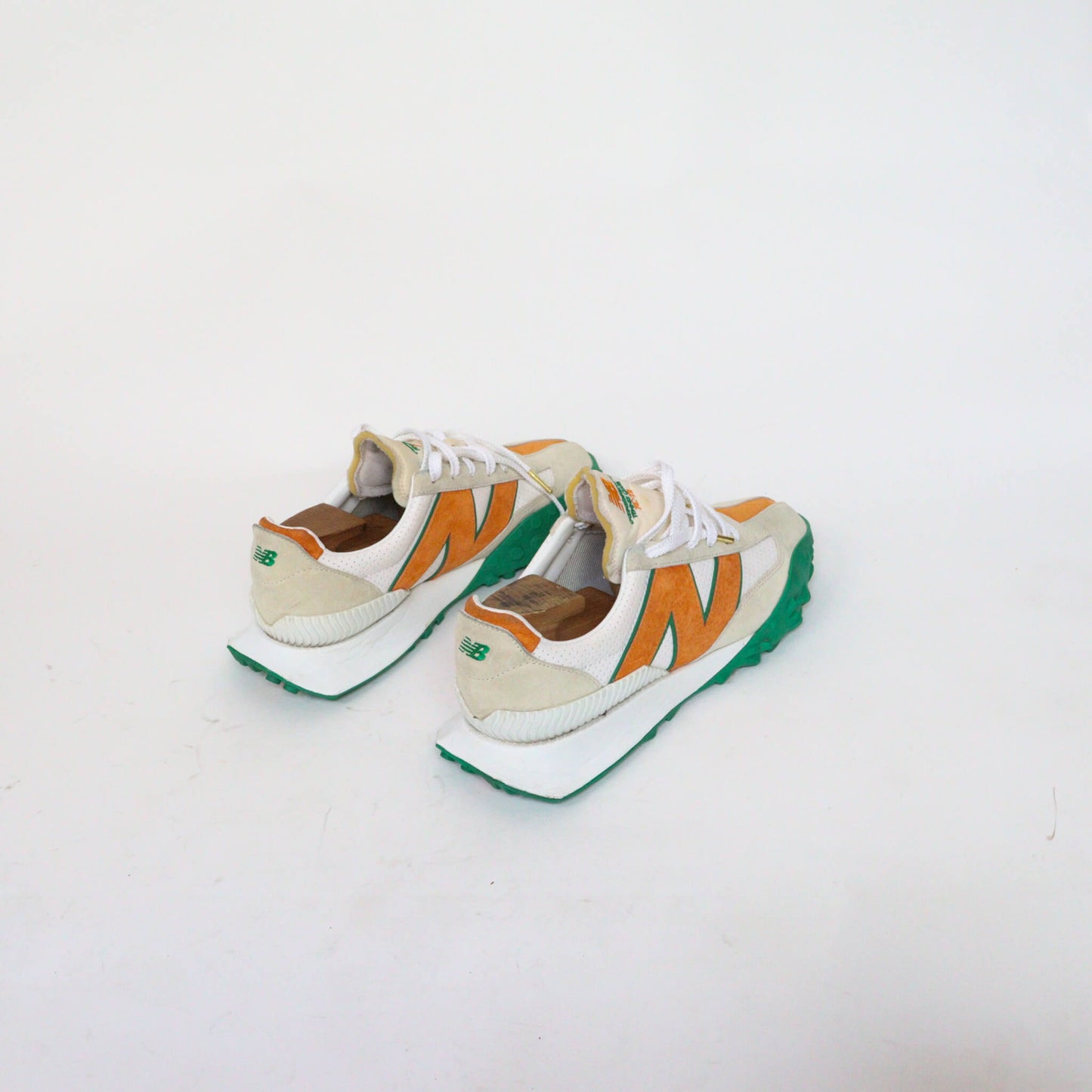 Tenis New Balance x Casa Blanca