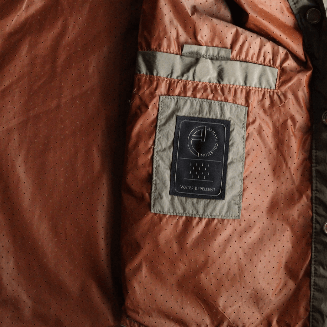 Rompevientos Armani Collezioni