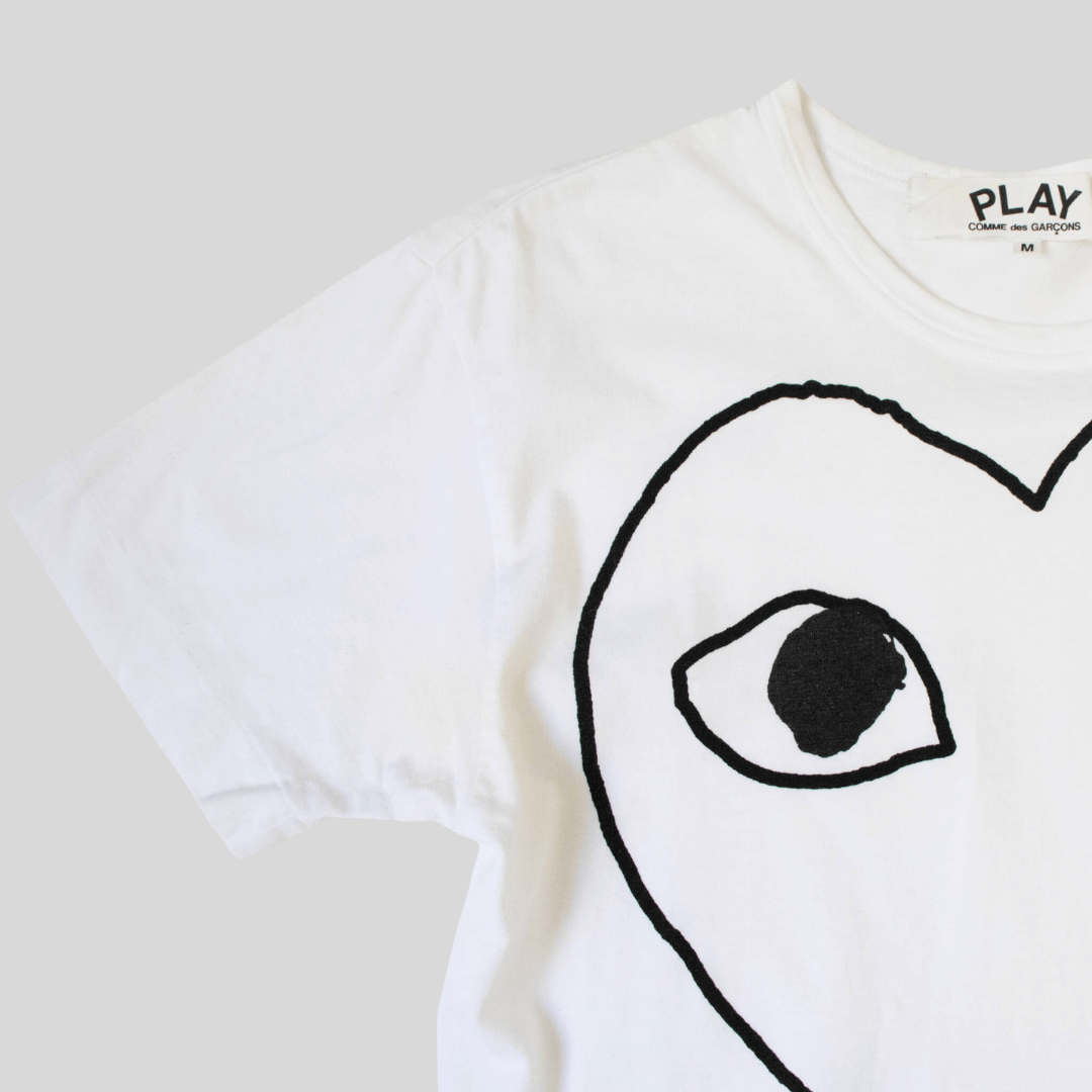 Camiseta Play Comme des Garçons