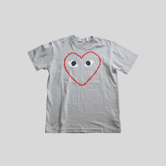 Camiseta Play Comme des Garçons