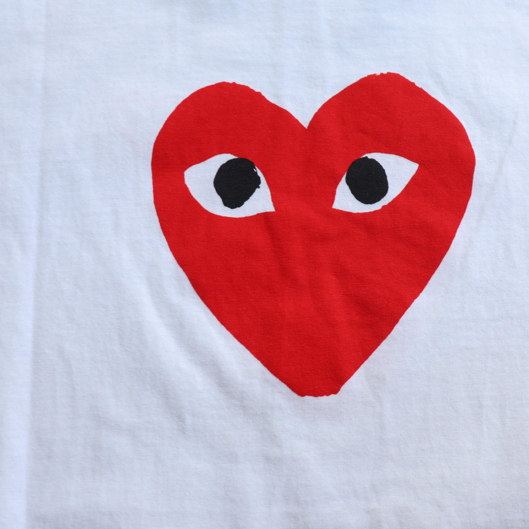 Camiseta Play Comme des Garçons