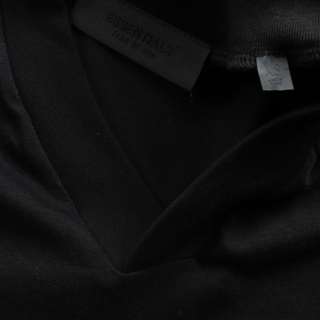 Camiseta Básica Essentials F.O.G