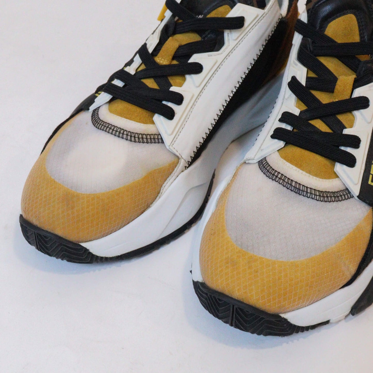Tenis Fendi