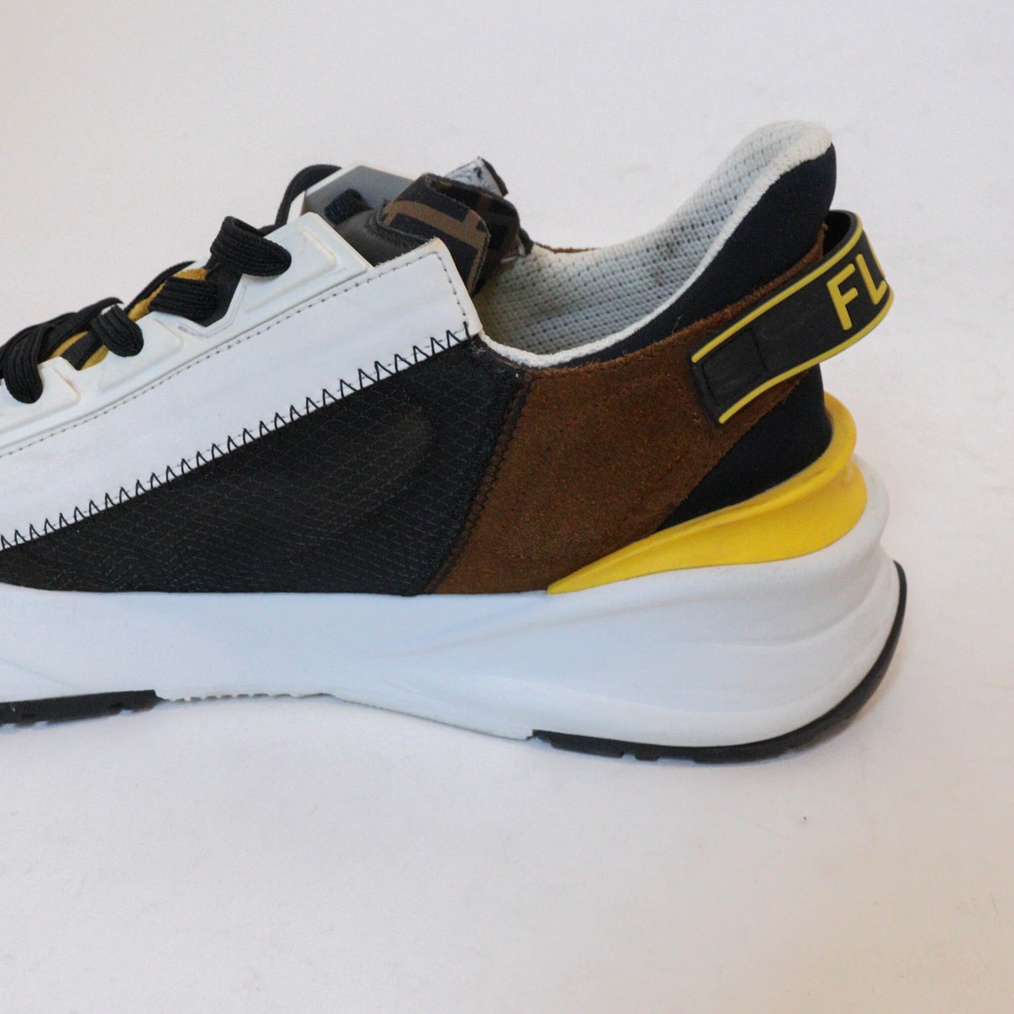 Tenis Fendi