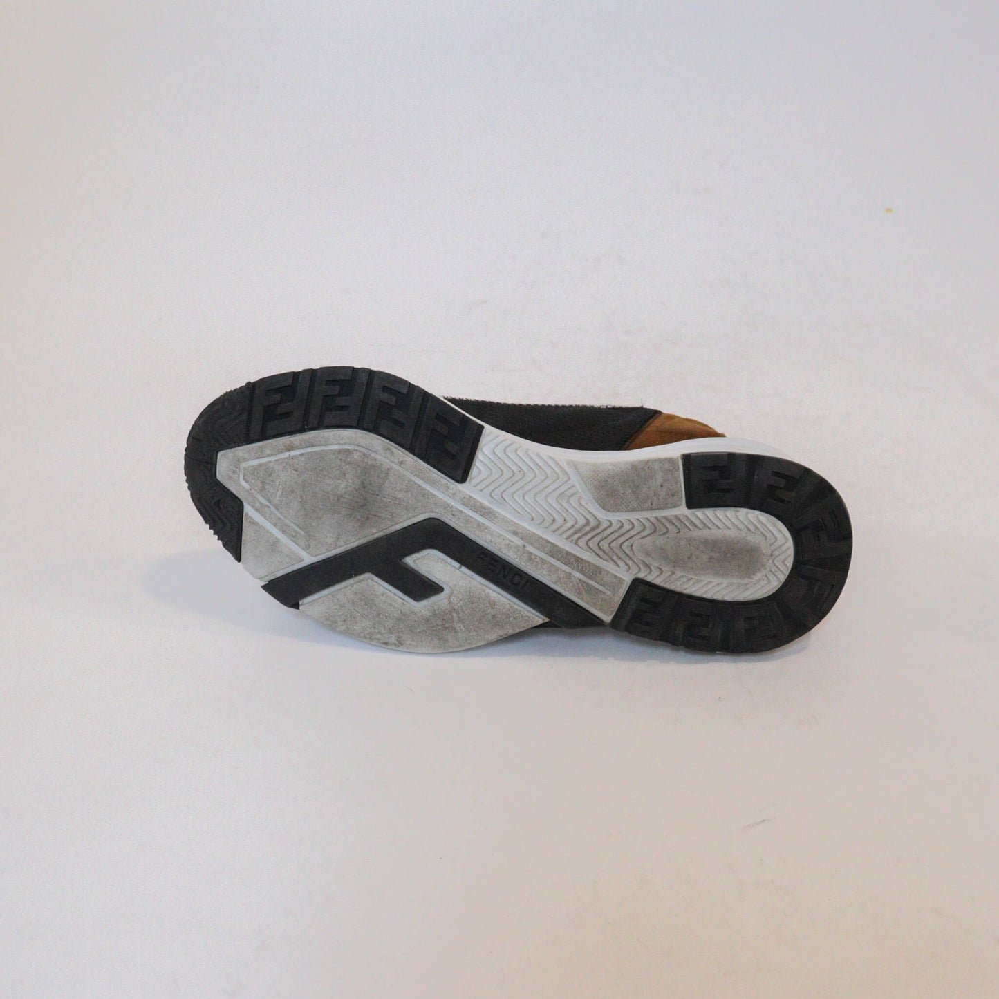 Tenis Fendi