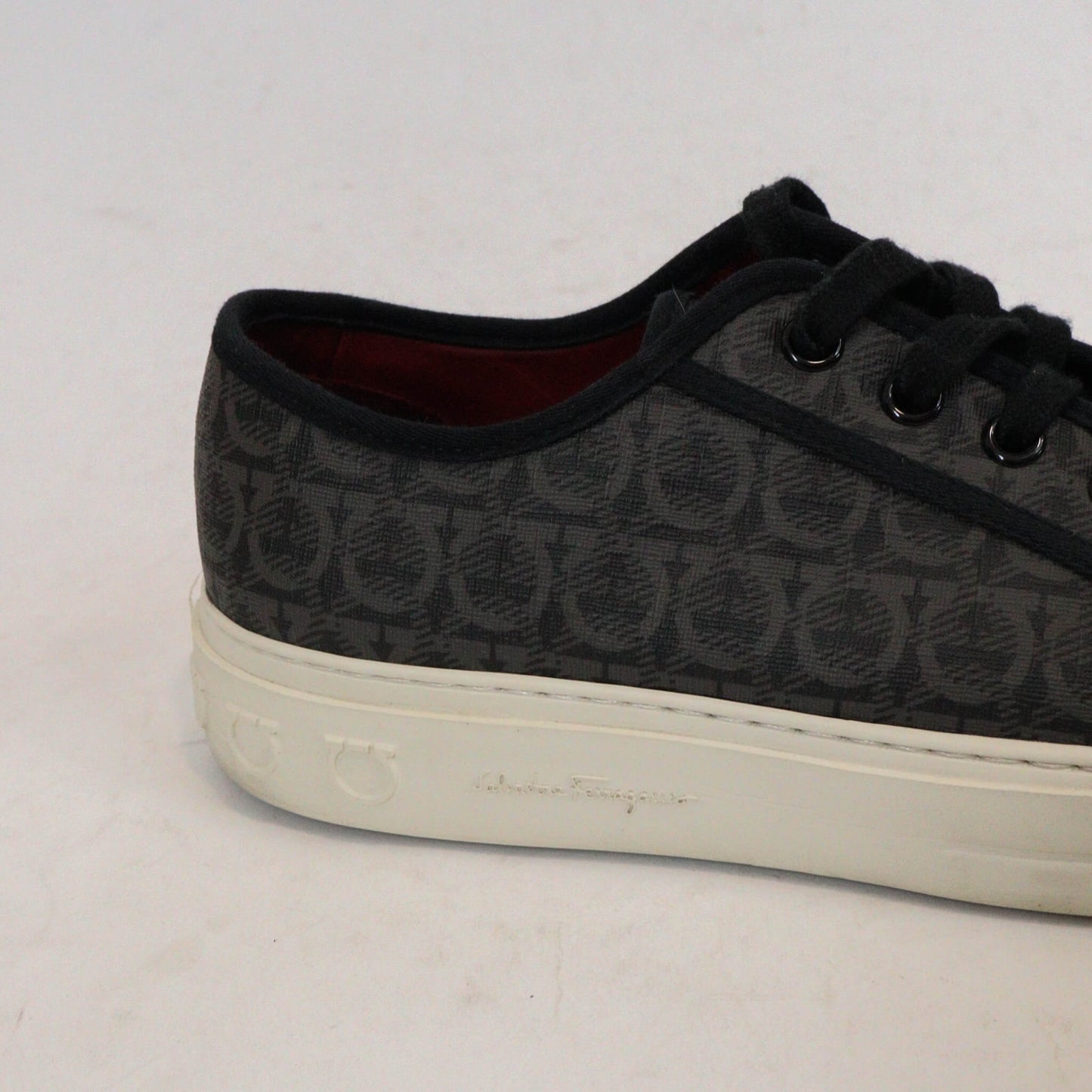 Tenis Ferragamo