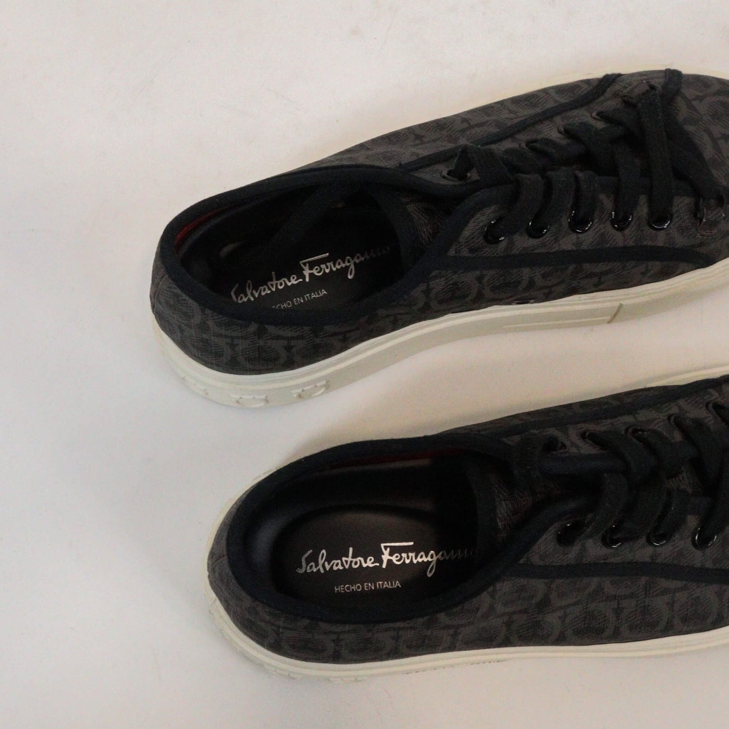 Tenis Ferragamo