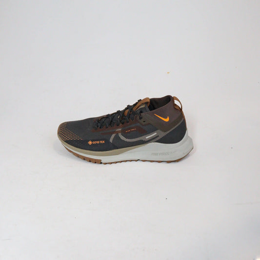 Tenis Nike