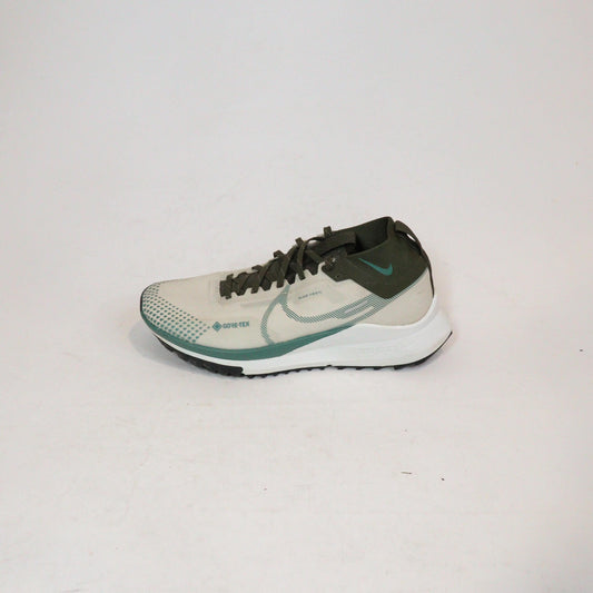 Tenis Nike React